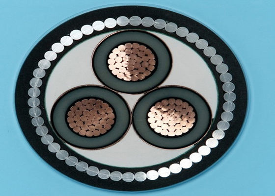 Guaina del centro LLDPE/LSHF del cavo armato tre del centro del filo di acciaio multi